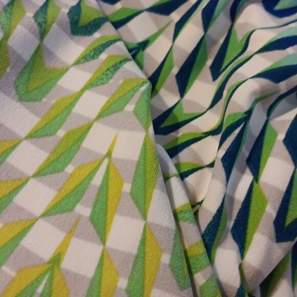 Jessica Simpson Soft Knit Dress. Geometric,  Soft Knit, Soft Girl - Picture 11 of 11